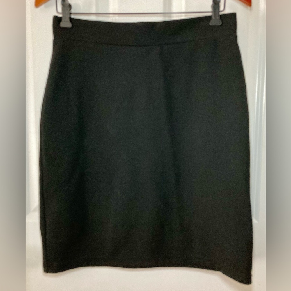 J. Jill black ponte pull-on skirt - size S